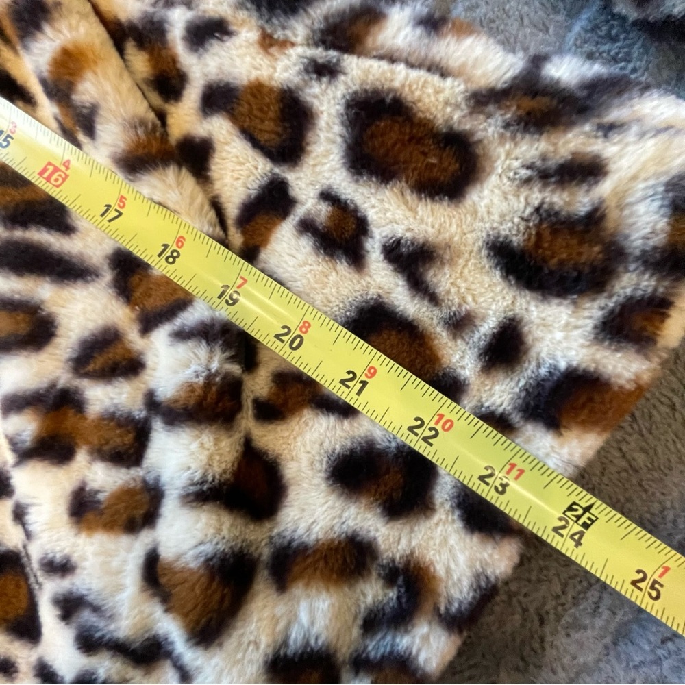 Leopard Jacket - Picture 7 of 7